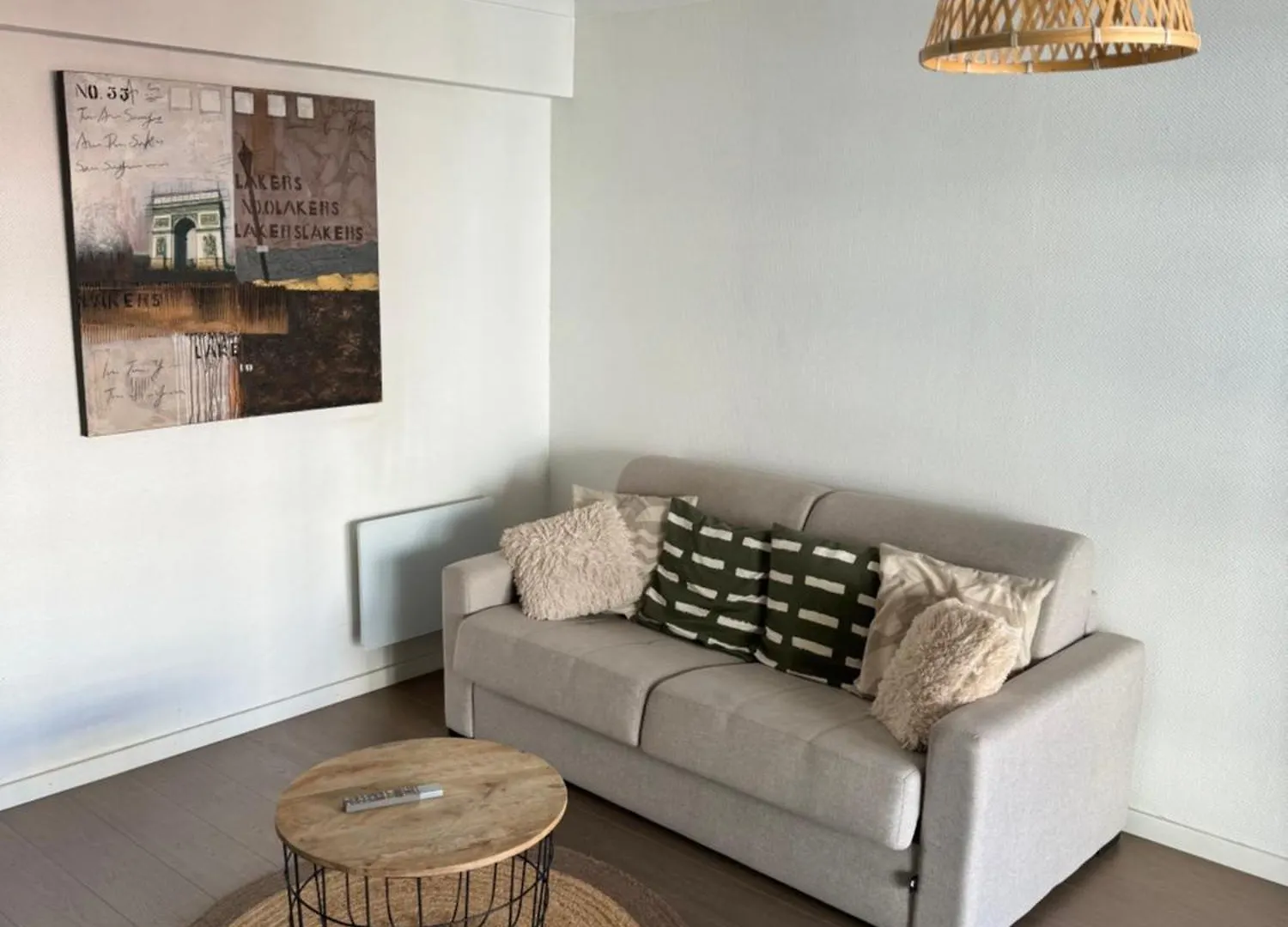 Modern 60M2 Apartment With 2 Balconies, At 50 Meters From Sea Antibes